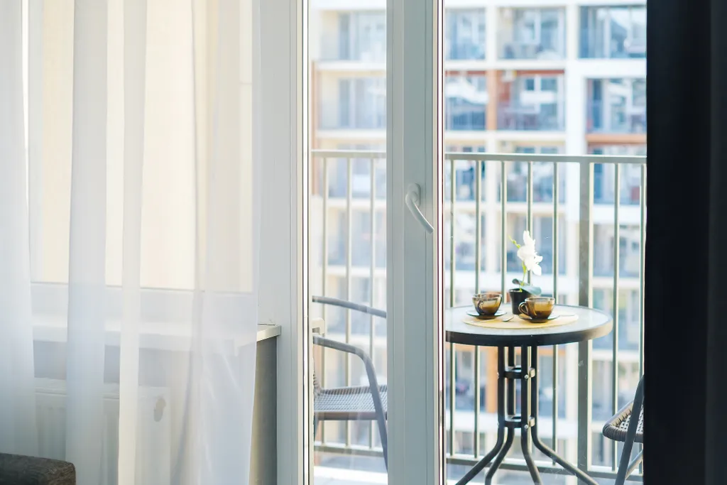 Евродвушка, балкон, вид на море