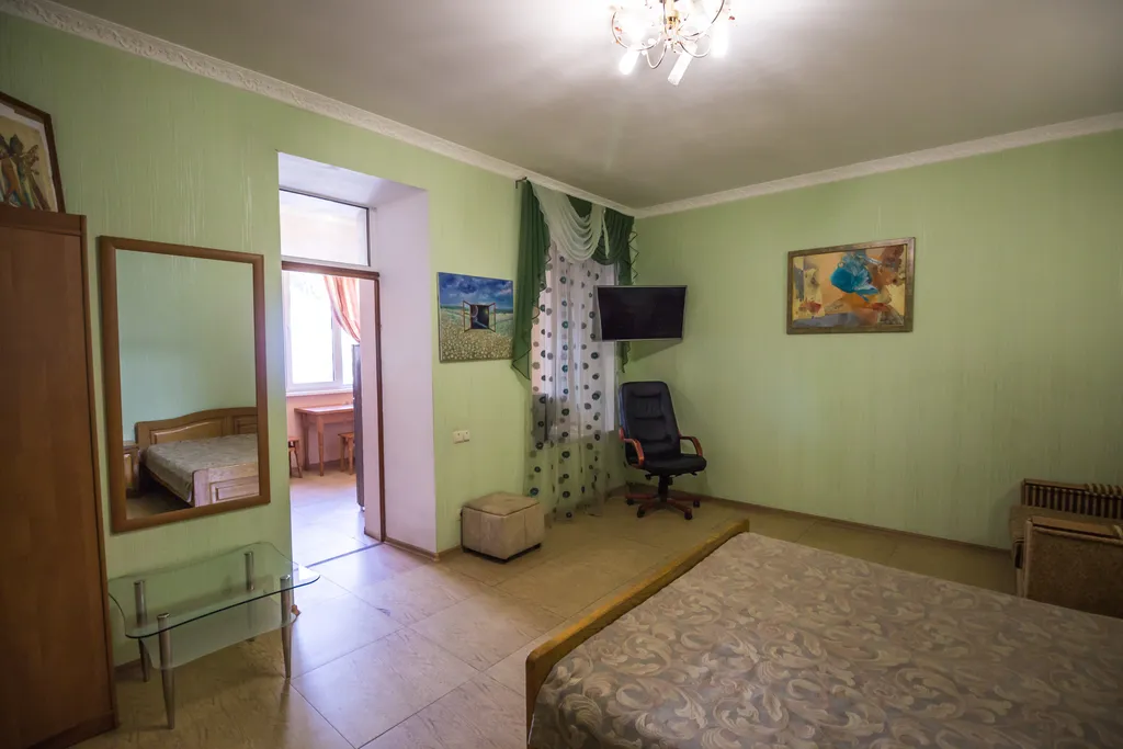 Квартира с парковкой рядом с морем