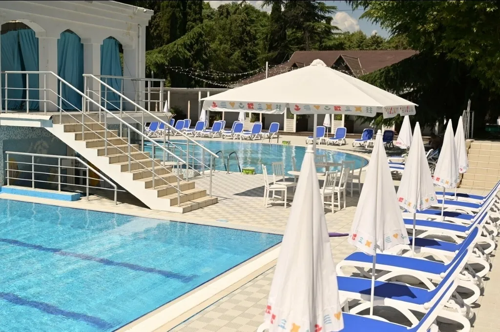 Квартира в Парк - отеле ПОРТО МАРЕ.
Номер Фемели с кухней А122.