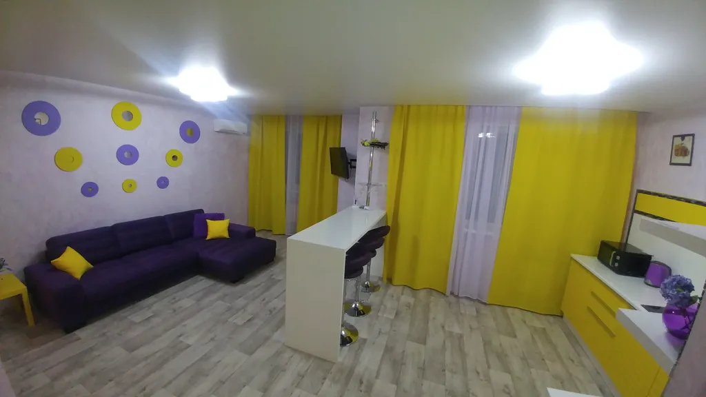 Комфортабельная студия с дизайнерским ремонтом недалеко от центра