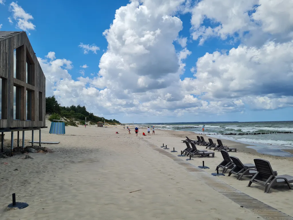 Домик у моря с зоной барбекю