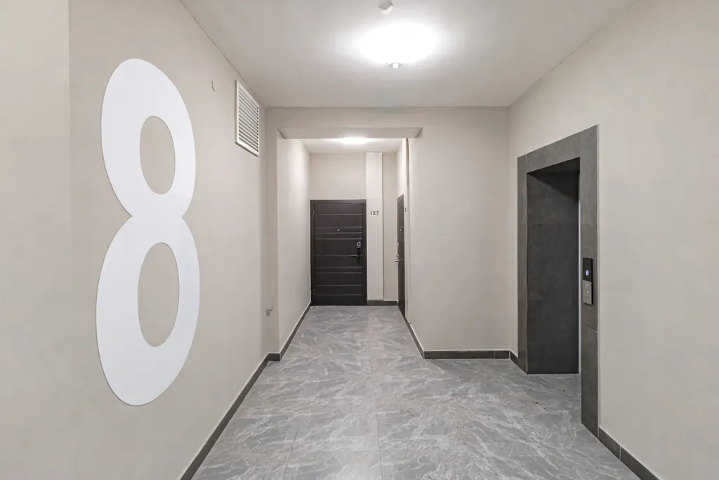 Grand Champion Central Stay