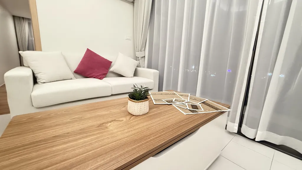 Двухкомнатная квартира у пляжа Камала с рабочим кабинетом, бассейном, залом