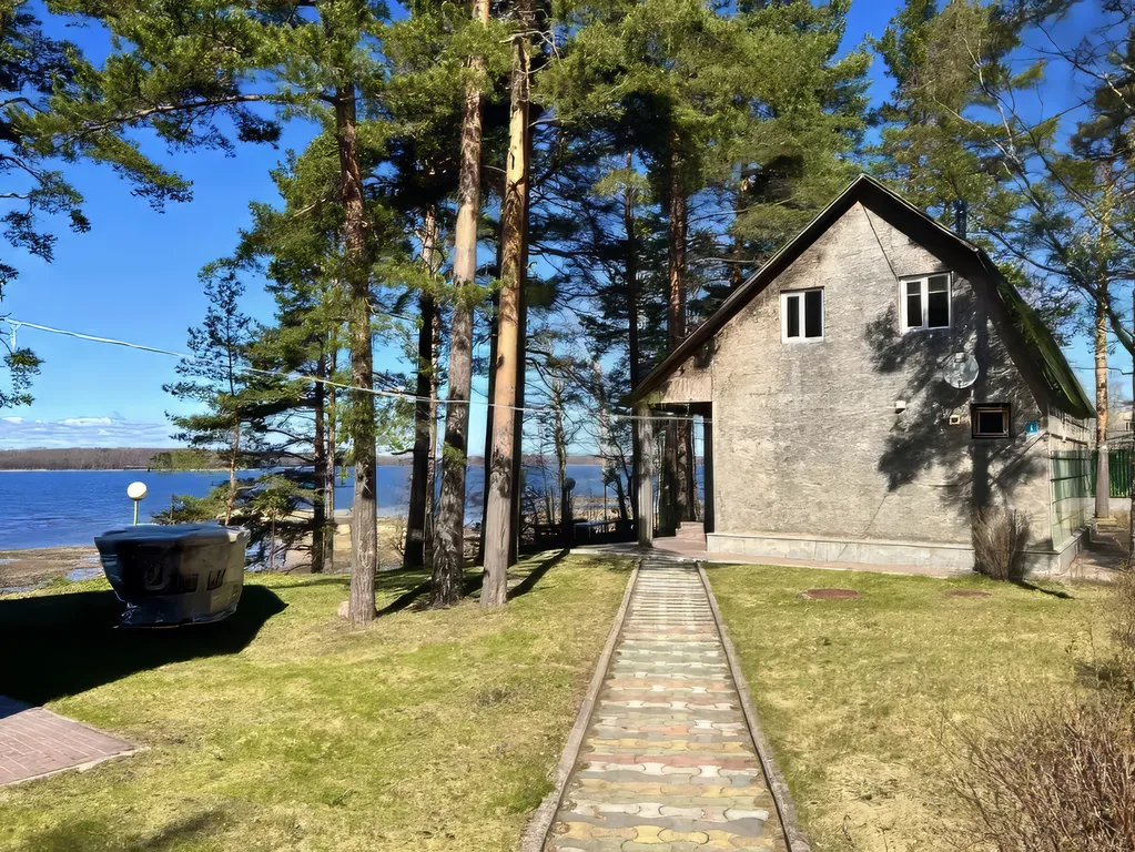 Коттедж 3-комнатный Дом — Приморск