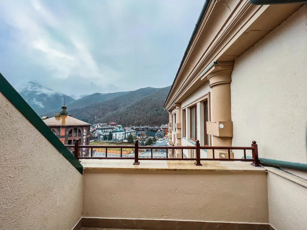 Просторные апартаменты на "набережной Времена года"