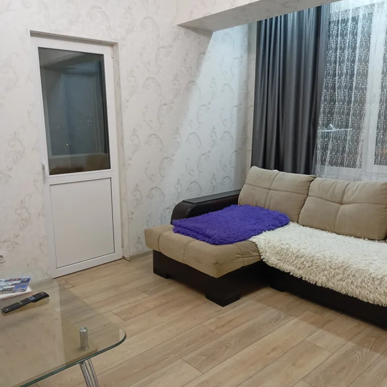 Полноценная светлая 2-комнатная квартира в центре города