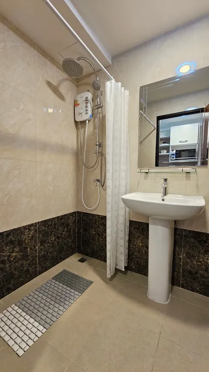 Студия с видом на закат