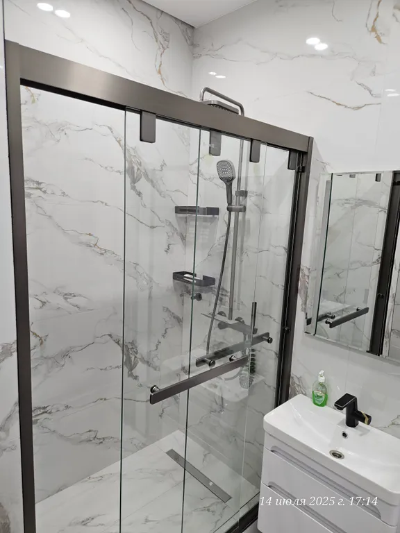 Квартира с новым люкс ремонтом 3 минуты до моря