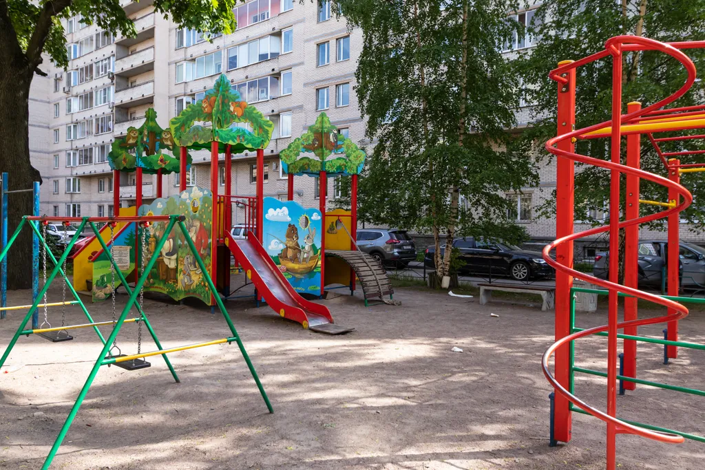 Семейные апартаменты СуткиЛайв у метро Площадь Мужества