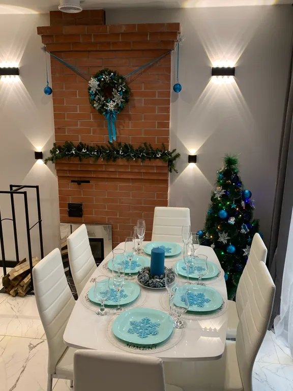 Коттедж Гостевой дом с сауной и бассейном — Светлый