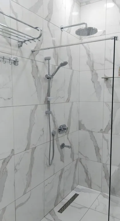 Светлая и уютная квартира с 3 комнатами, 7 минут от моря