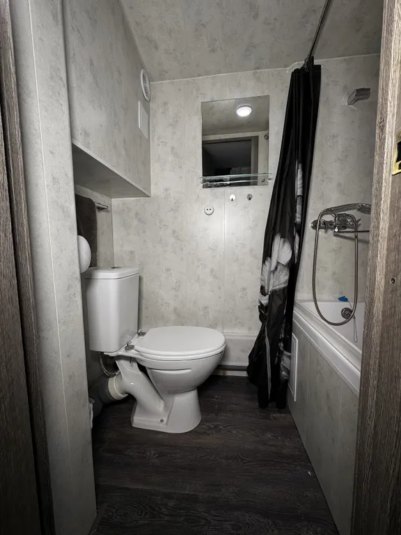 Сарай палас