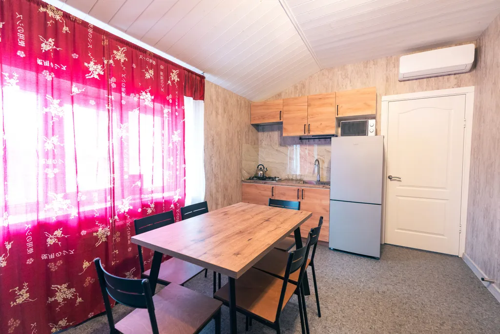 Комфорт трехкомнатный с кухней