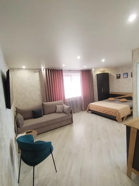 Стильная, уютная, чистая квартира-студия в центре города