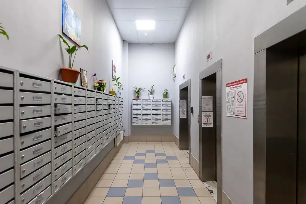 Уютная студия с большой лоджией в доме бизнес-класса