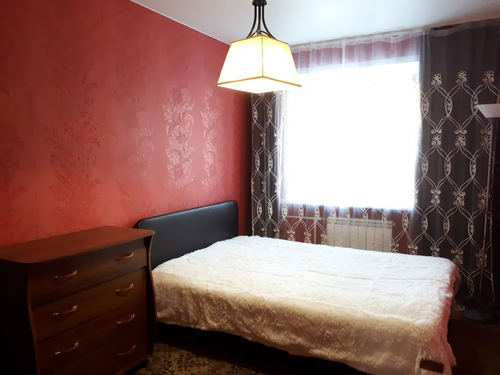 Квартира 3-комнатная квартира у метро Красный проспект — Новосибирск