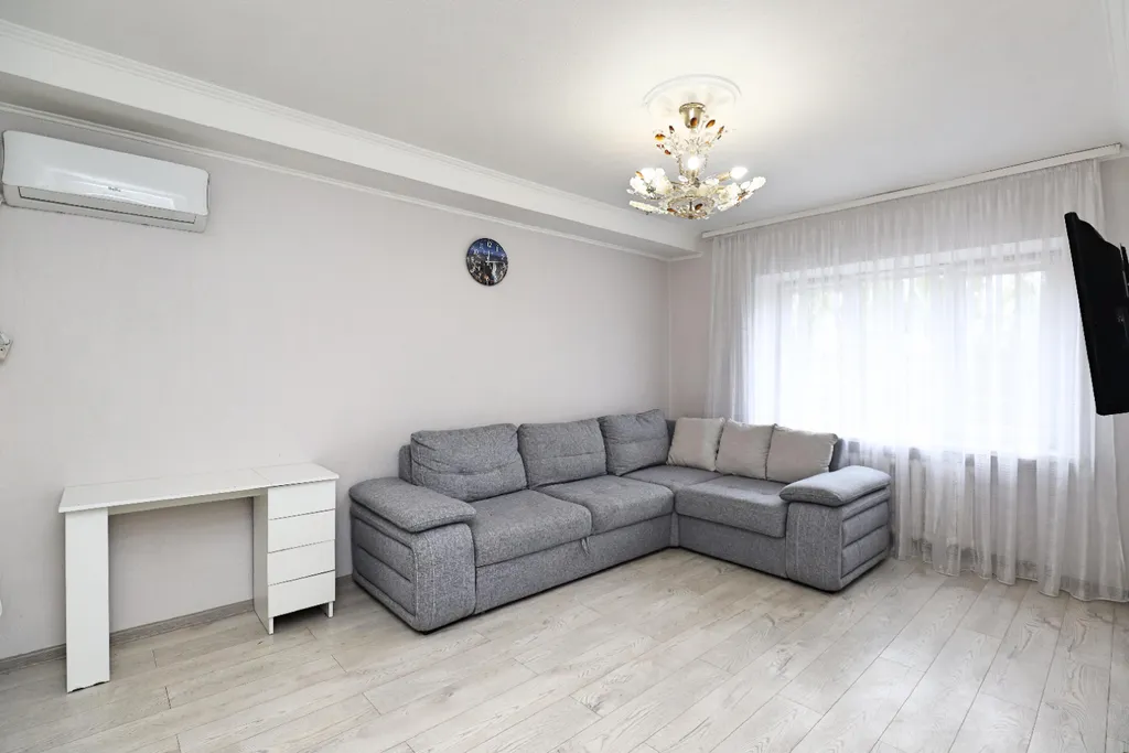 Панорамный вид на площадь Ленина и центр