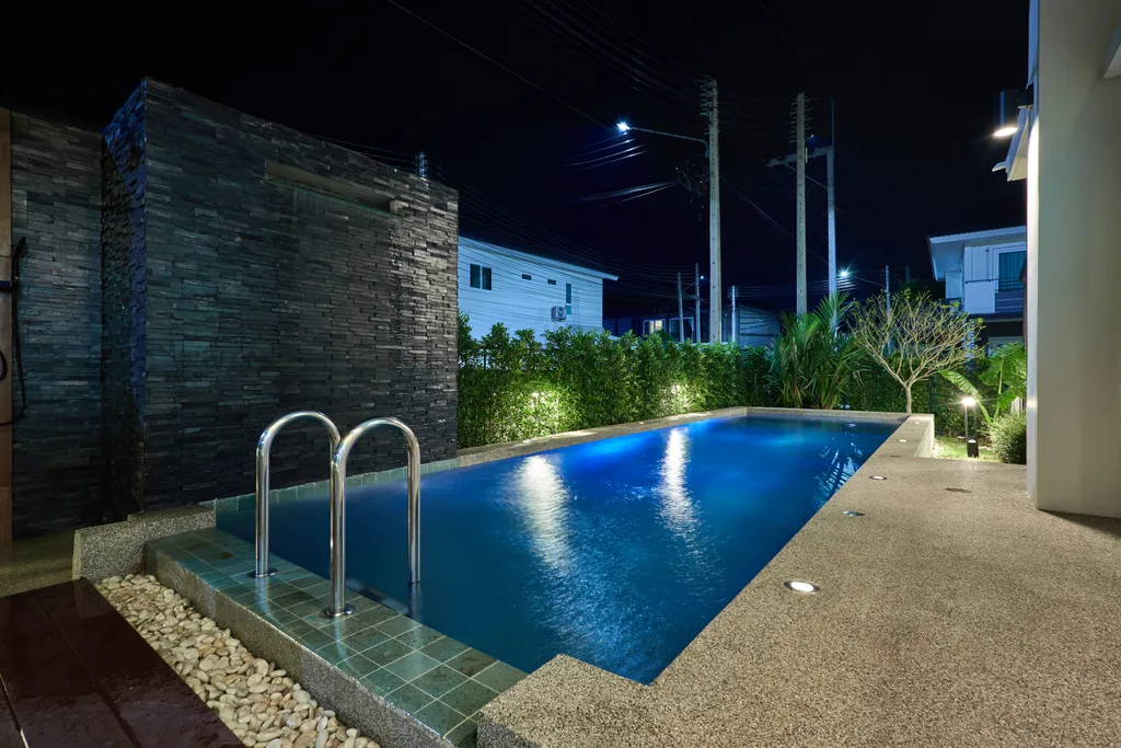 Новая luxury-вилла с шикарным панорамным бассейном