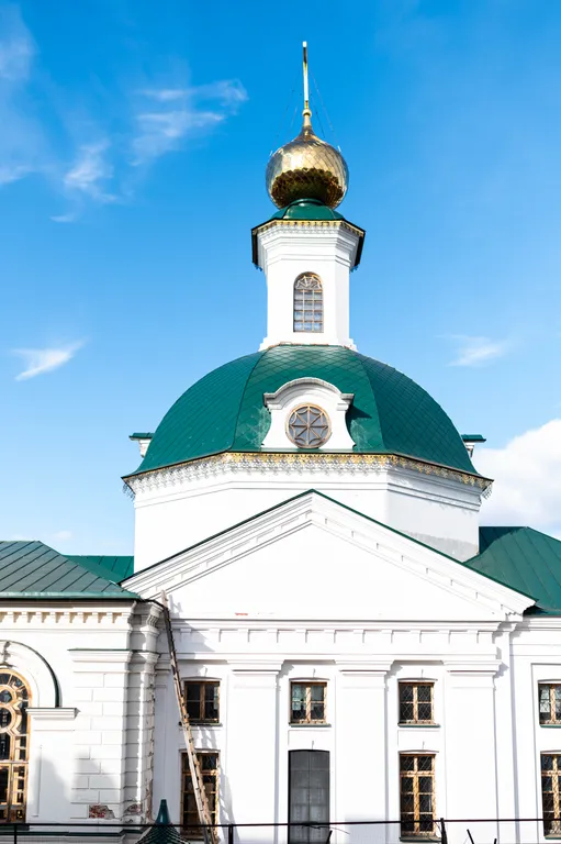 Апартаменты с видом на храм в центре