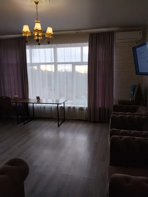 Дом замок с видом на море и горы