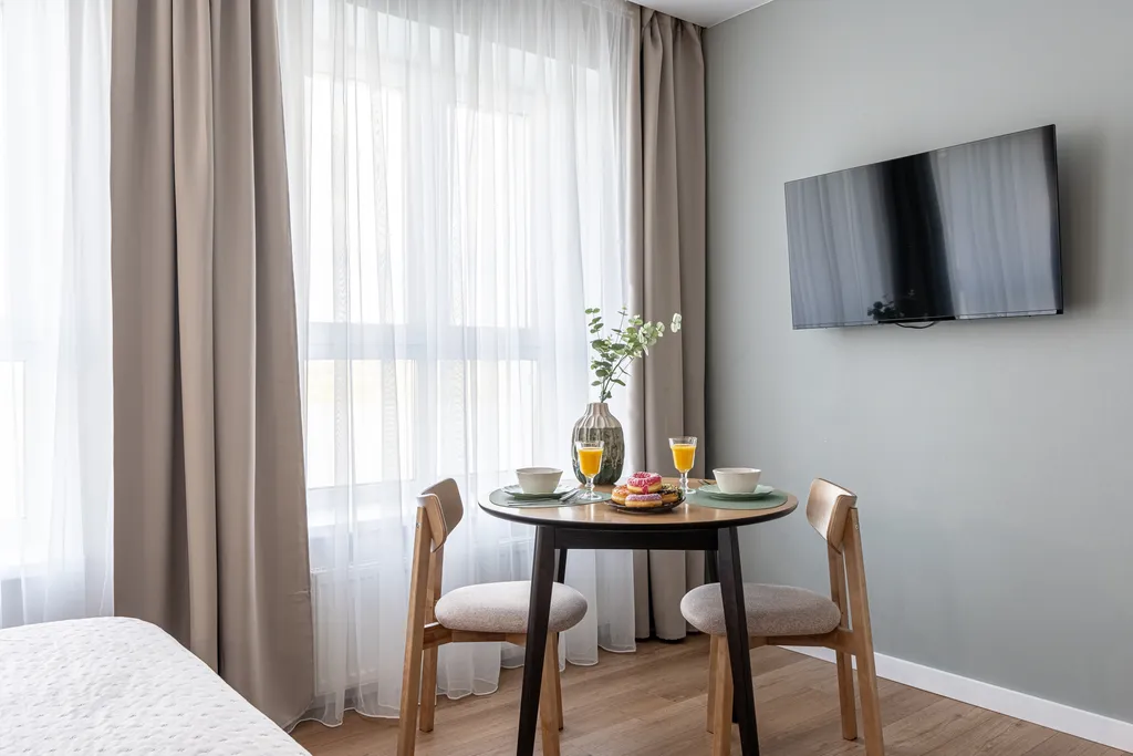 Студия с видом на озеро Кабан