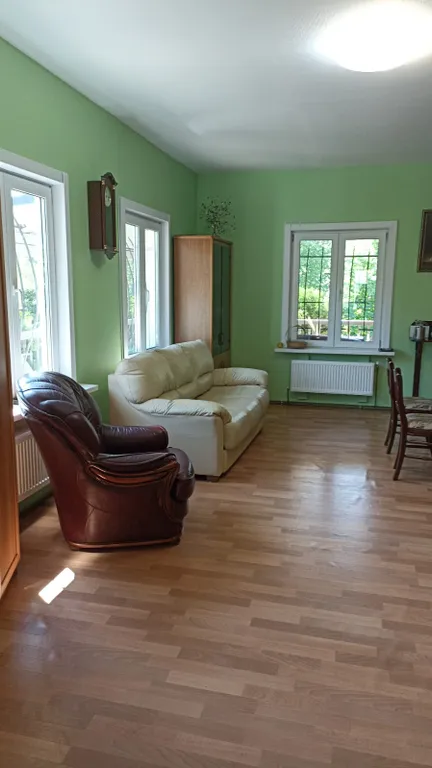 Коттедж Дом у леса, бильярд, баня, бадминтон, баскетбол, свой парк — Липицы