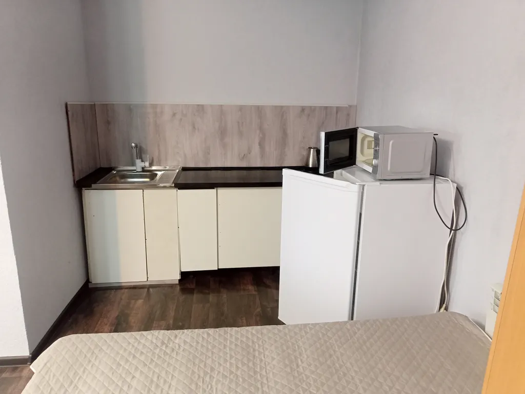 Дом с теплым бассейном и баней на дровах