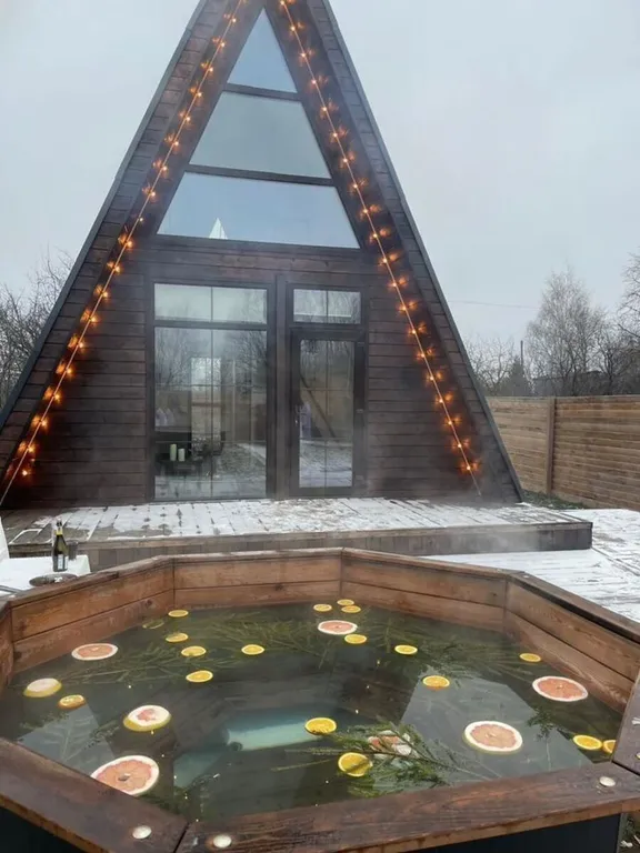 А-фрейм уютные вечepa