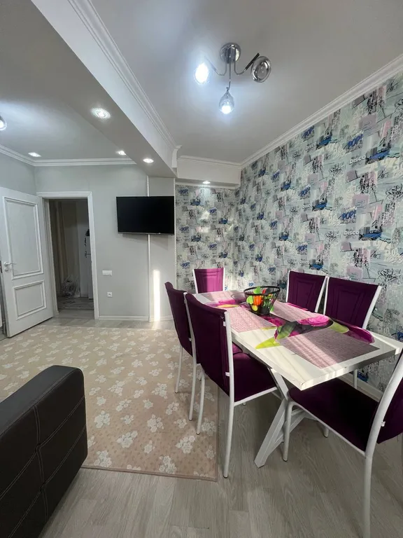 Апартаменты с двумя спальнями, центр Mega