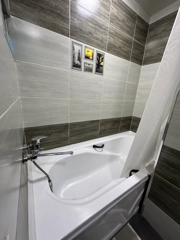 Панорамная и огроная квартира на 16 этаже