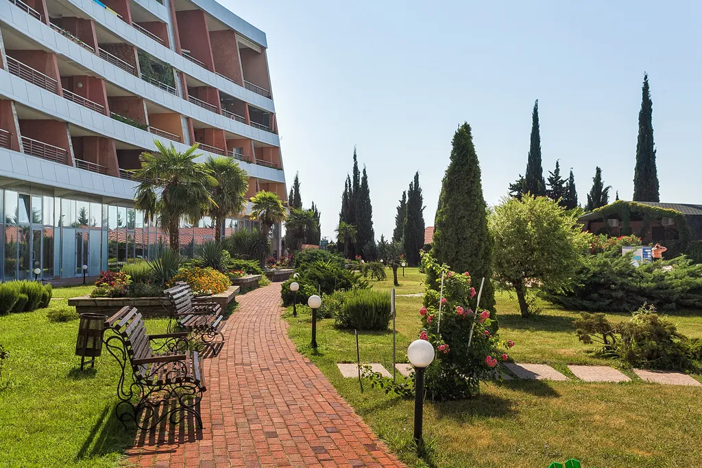 Апартамент Бизнес-класса-2 спальни, гостиная-студио,  2 лодж, 2 с/уз.