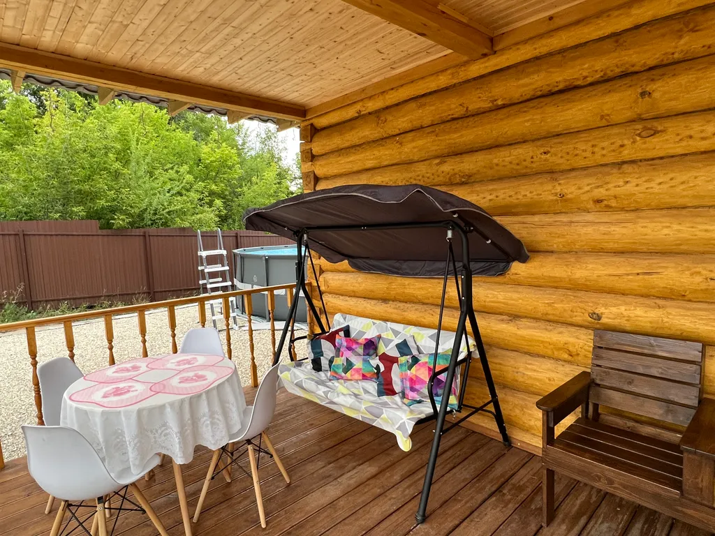 Загородный коттедж из сруба с баней, чаном, купелью и мангальной зоной