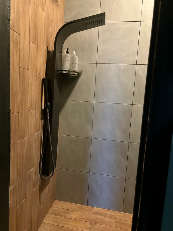 Стильный дом Скандинавия с теплым бассейном, сауной и банным чаном