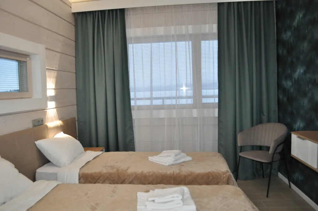 Luxury: Дом на озере с тремя спальнями, сауна и горячая купель