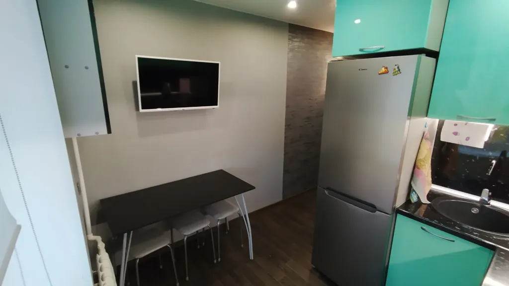 Комфортная двухкомнатная квартира в центре с отчётными документами