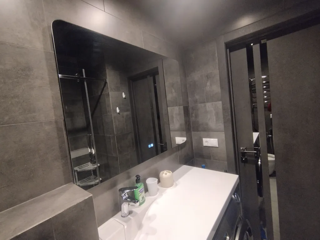 Квартира с отдельной спальней в центре