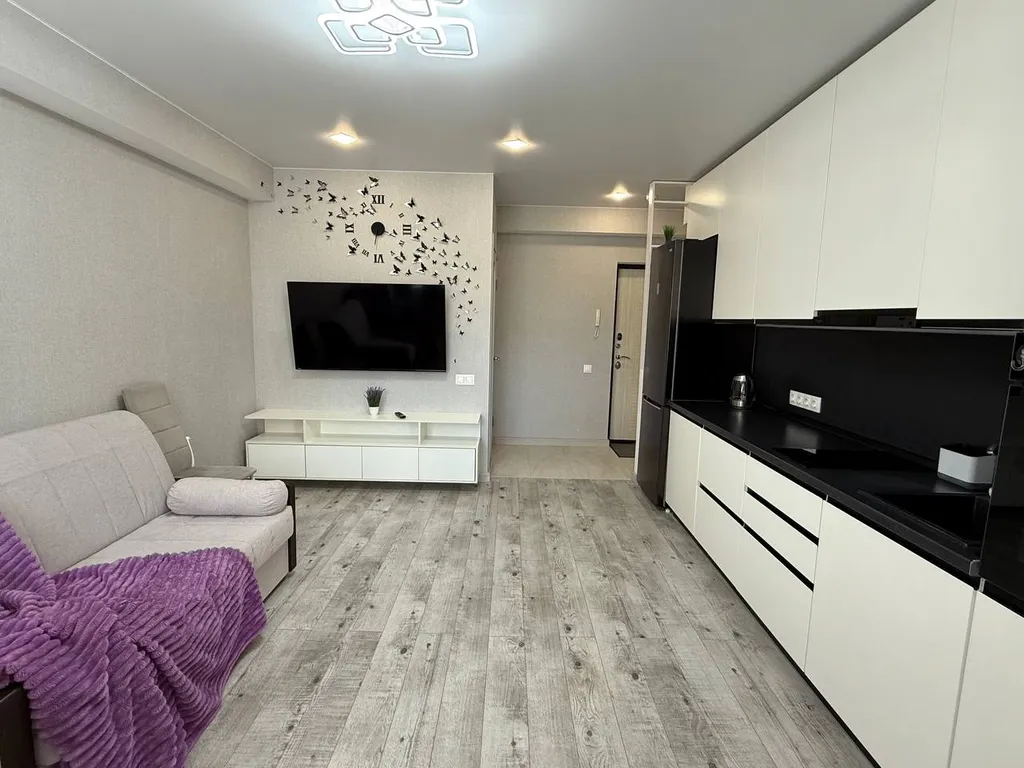 Стильная евродвушка, вид на горы, балкон