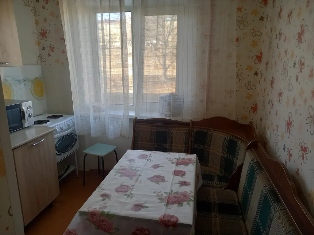 Уютная квартира в центре посёлка