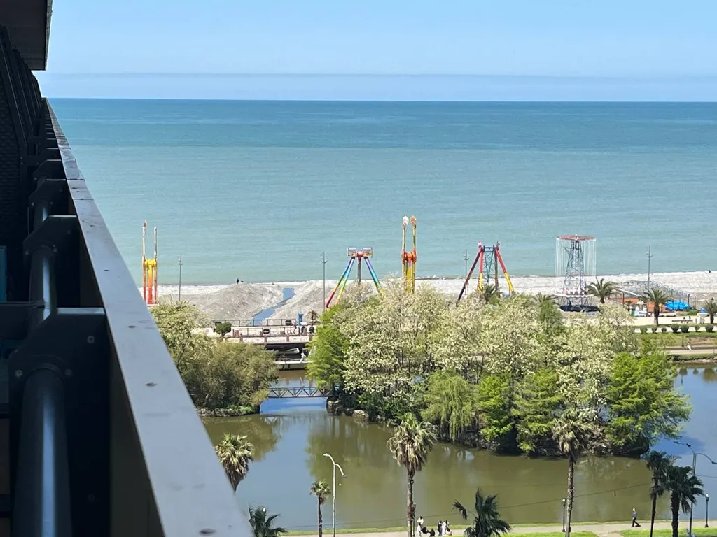 Квартира Апартаменты у моря с шикарным видом — аренда посуточно в Батуми