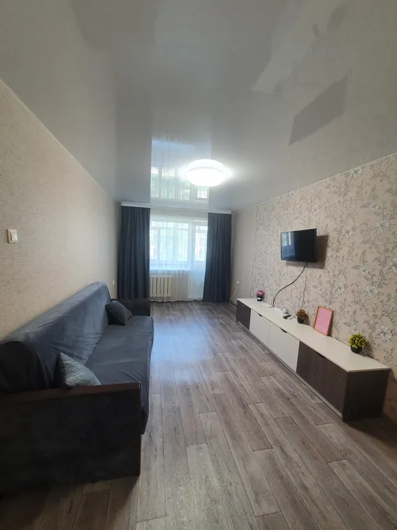 Квартира на втором этаже с балконом