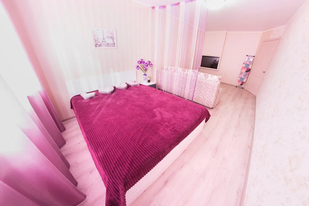 Квартира Апартаменты с балконом — аренда посуточно в Саратов