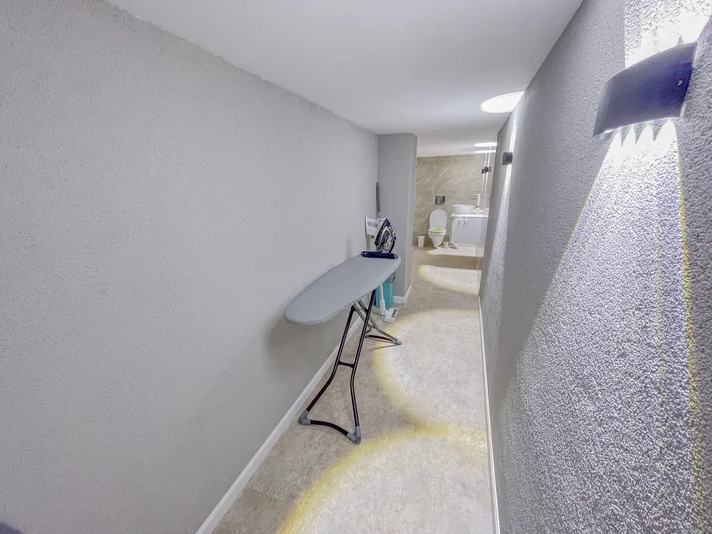 Двухуровневые апартаменты с прямым выходом к бассейну и у моря