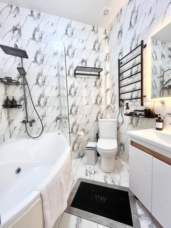 Квартира 4-комнатная Квартира — Москва