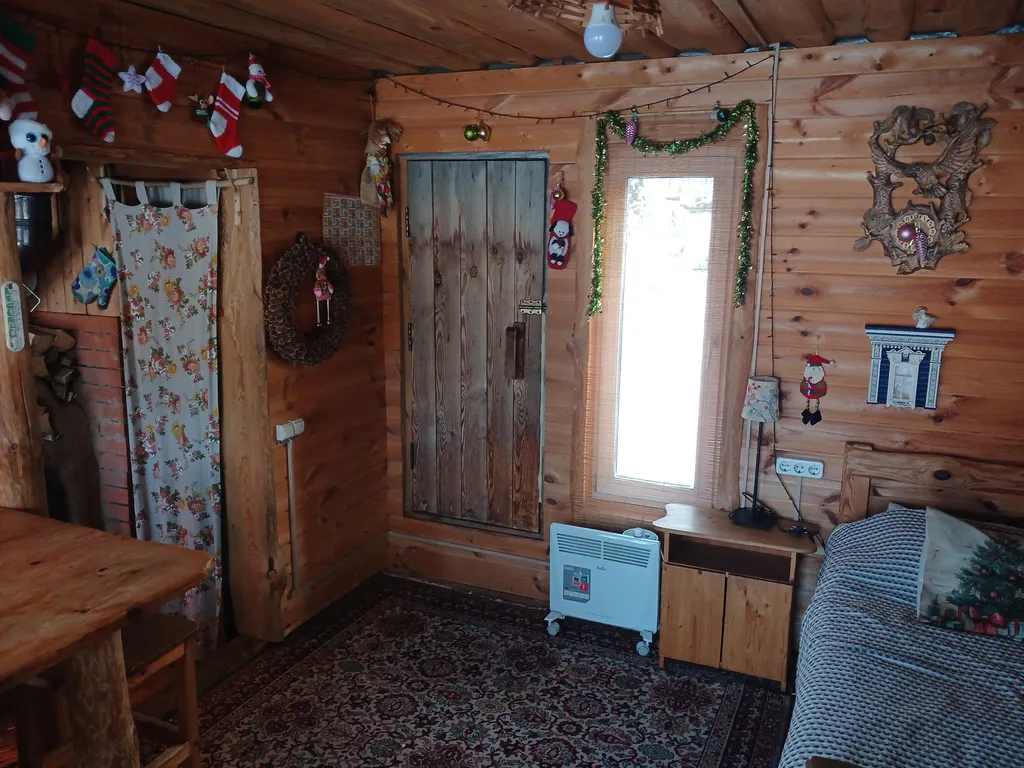 Дом у леса с камином на окраине для отдыха души и тела