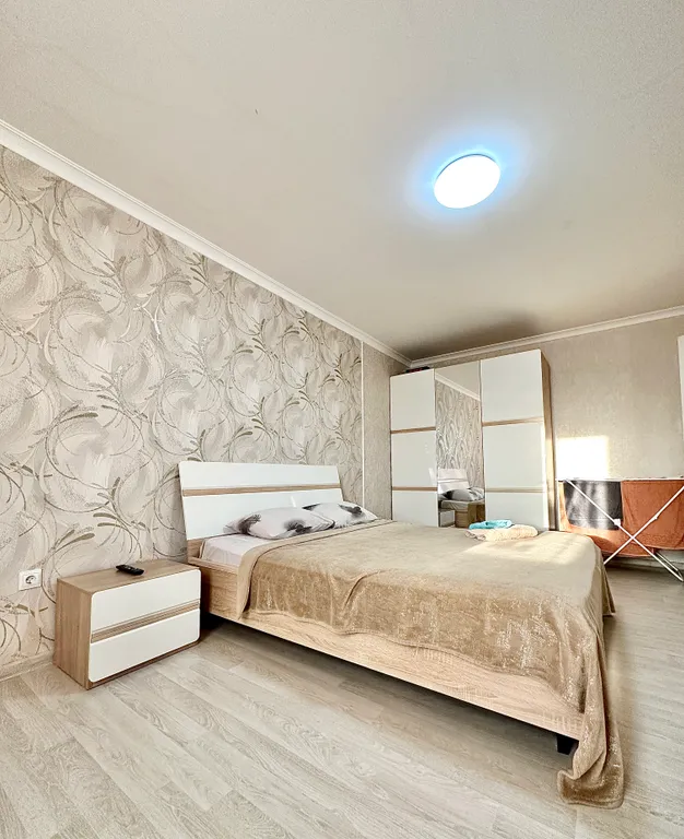 Просторная квартира — аренда посуточно в Крымск