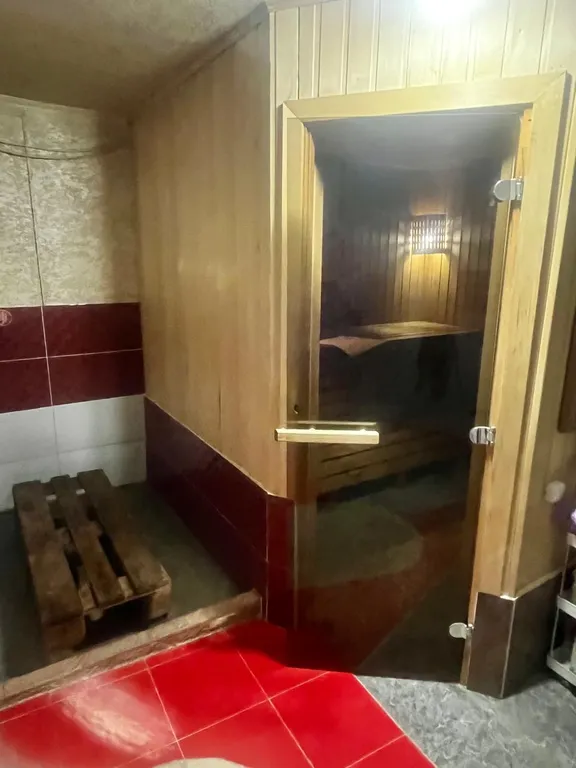 Большой уютный дом