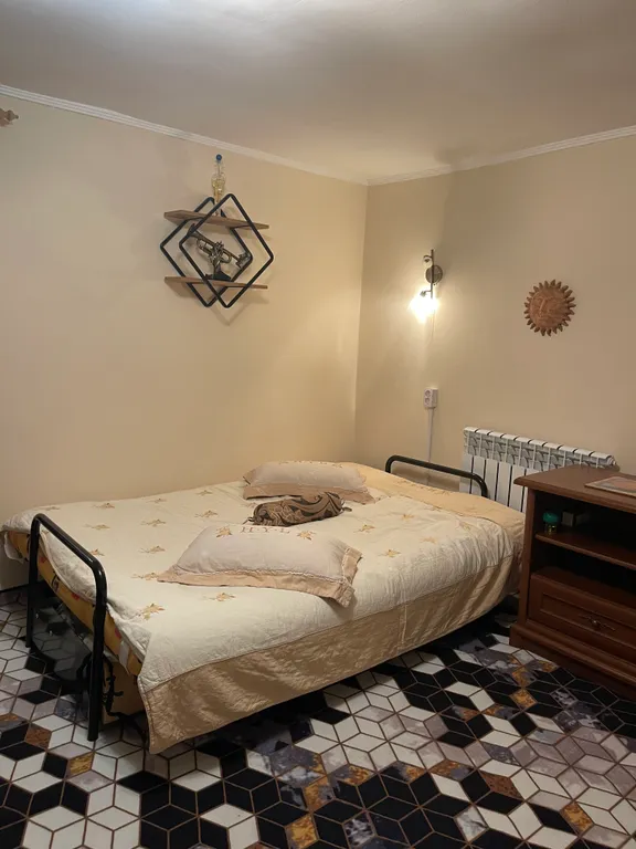 Коттедж Уютный домик с собственной беседкой в царской Ливадии — аренда посуточно в Ливадия