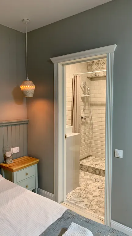 Апартаменты у озера и леса.