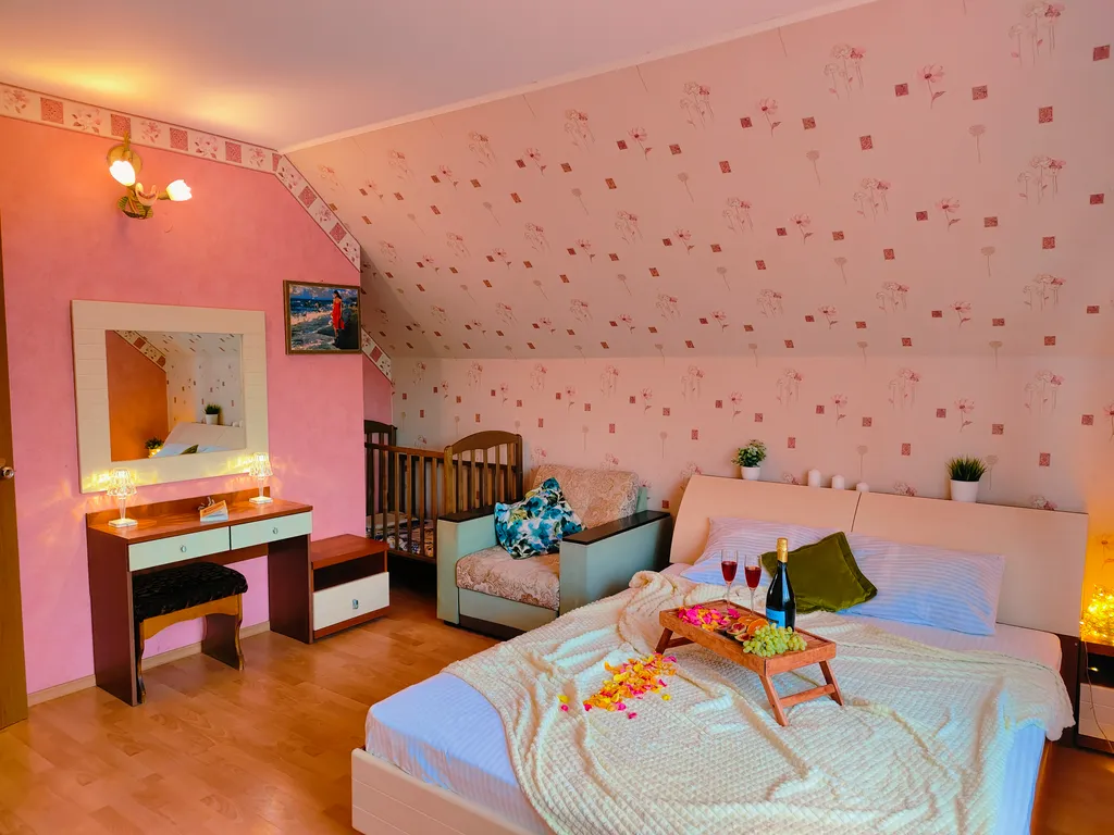 Двухкомнатные пятиместные апартаменты с мини-кухней