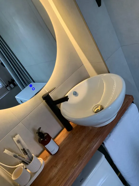 Квартира Новая студия в историческом центре города2 минуты от ЖД вокзала — аренда посуточно в Владикавказ